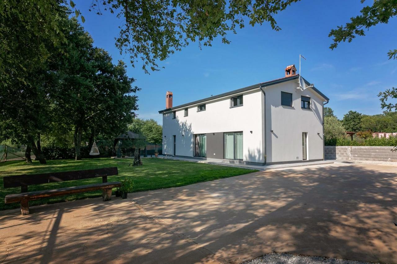 Quercus Apartments - Peace & Nature By The Bike Trail Funtana Exterior foto